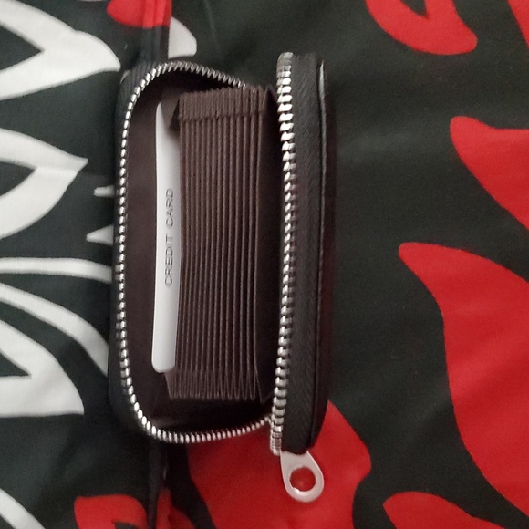 Black Leather Credit Card Case - Picture 3 of 3